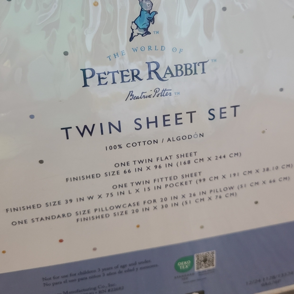 Peter Rabbit Blanket & Sheet Set 🥕 4 Piece Set - Picture 5 of 12